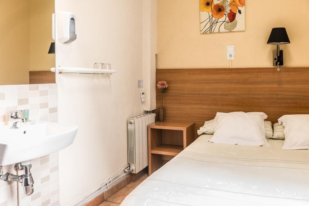 Pension Mariluz Barselona Dış mekan fotoğraf