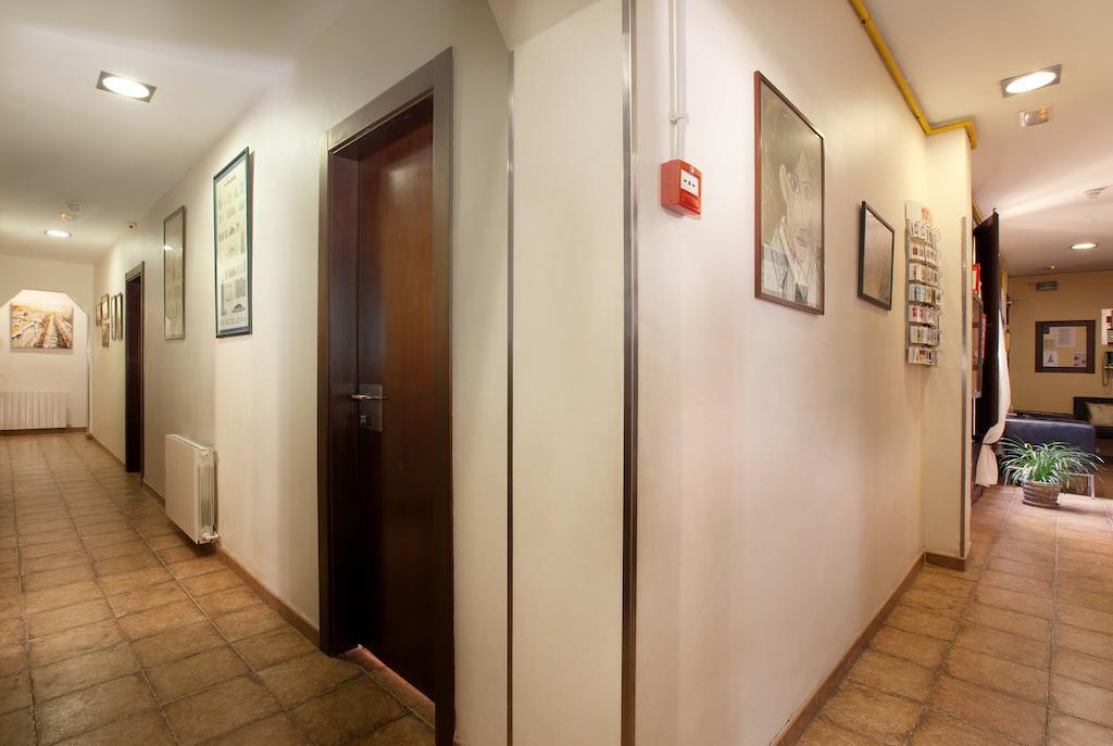 Pension Mariluz Barselona Dış mekan fotoğraf